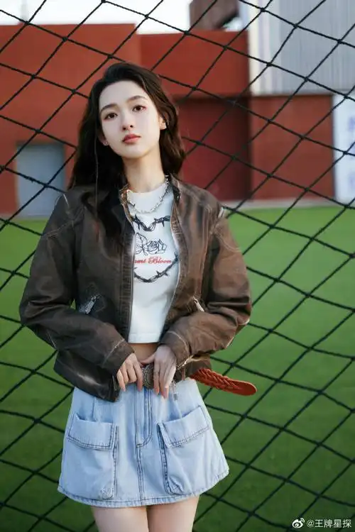 王玉雯晒庆生照