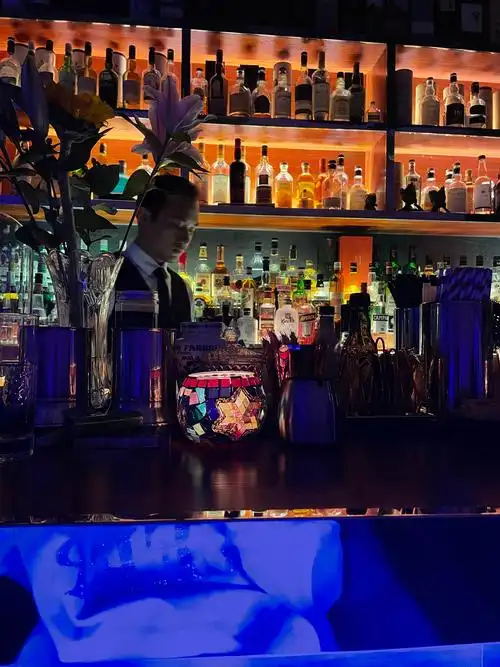 firstcocktailwhiskybar评论