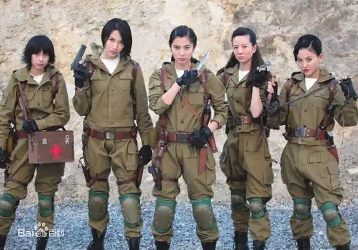 片名是铁血使命(第一部),英雄使命(第二部).