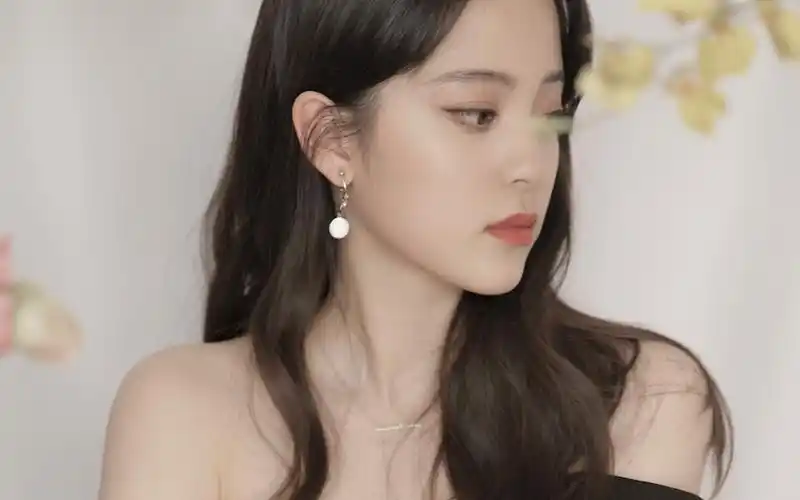 欧阳娜娜性感写真桌面壁纸