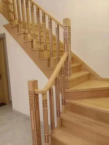 首页 汽车建筑加斯特实木楼梯 楼梯扶手实木室内阁楼别墅楼梯踏步板