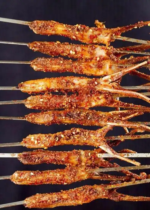 小串烤鸭舌隆重开业超低折惠吃粉儿