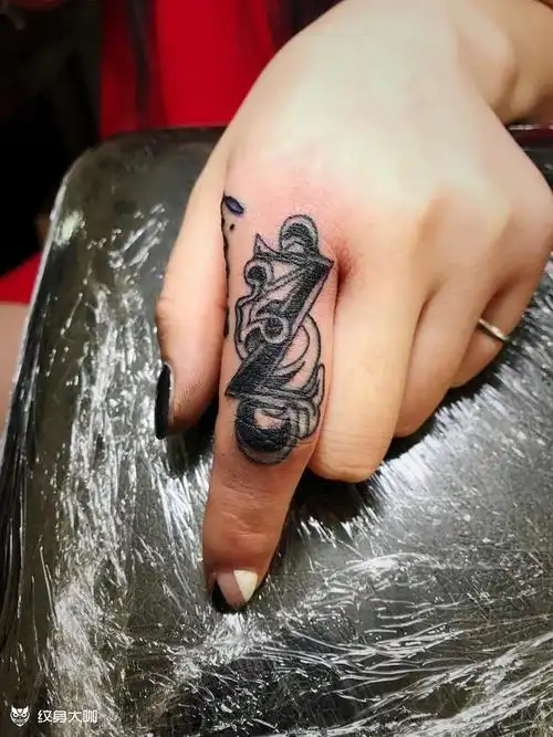 z_纹身图案手稿图片_青川的纹身作品集