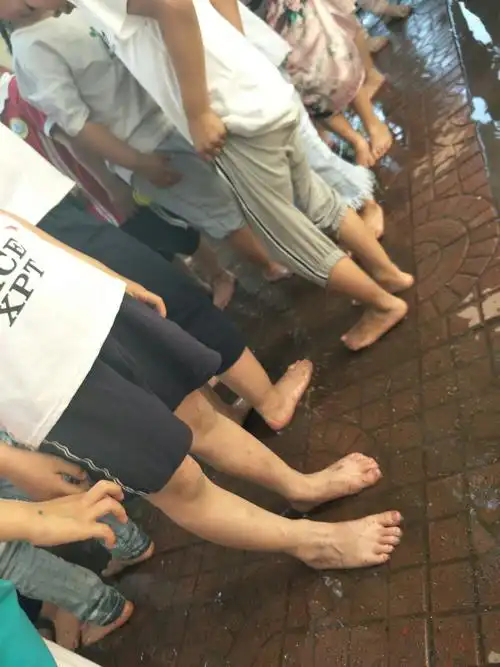 光脚旅行真快乐