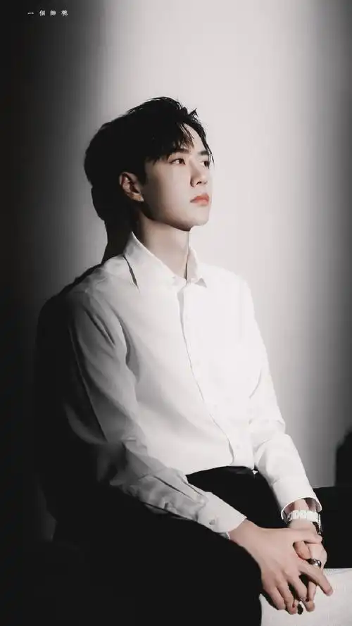 王一博禁欲系白衬衫