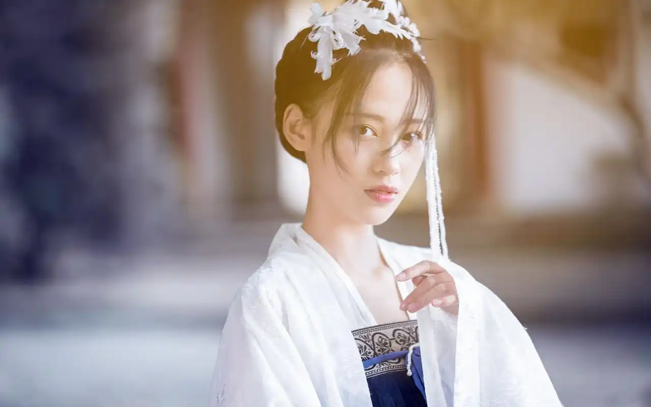 古风汉服气质美女写真图片桌面壁纸