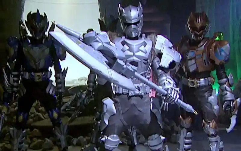 雪獒铠甲在加入之前因为重重误会被北淼所排斥