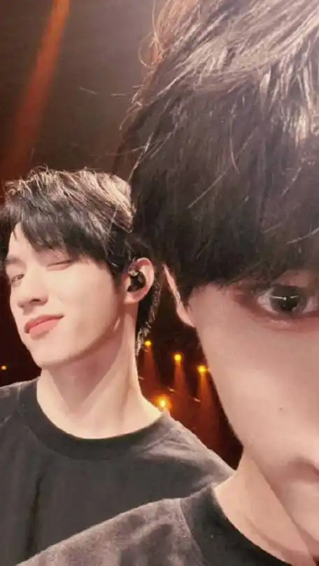 刘耀文写给丁程鑫的信