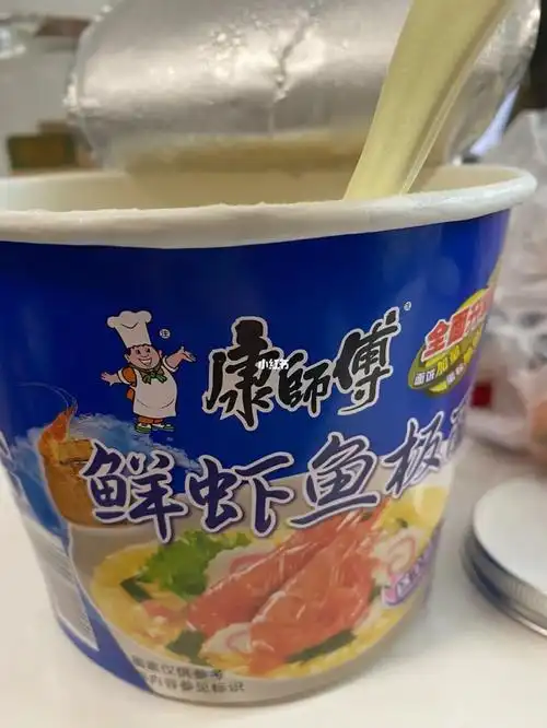 康师傅鲜虾鱼板面