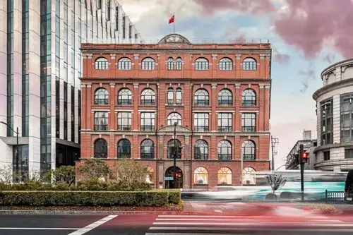 桂由美婚纱停业搬离!外滩22号被定危楼,郭培高定馆,华盛都曾入驻_网易