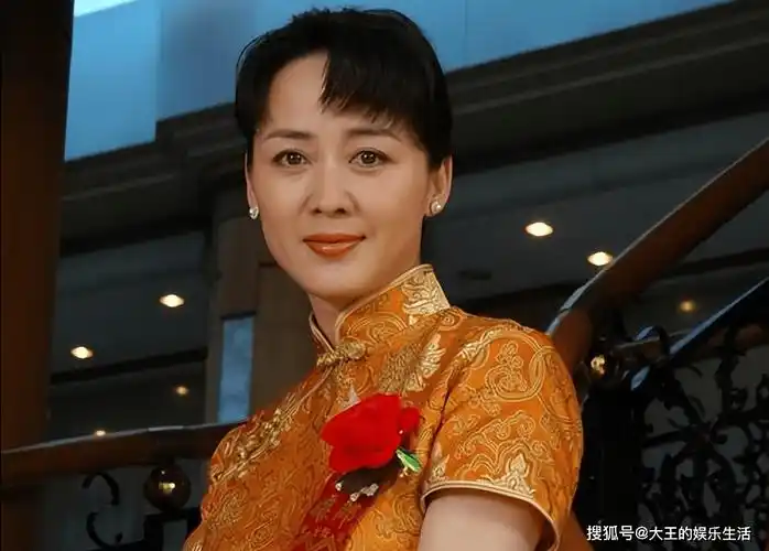 原创李琳一嫁名导人财皆空再婚嫁给奥运冠军李大双如今被宠成宝