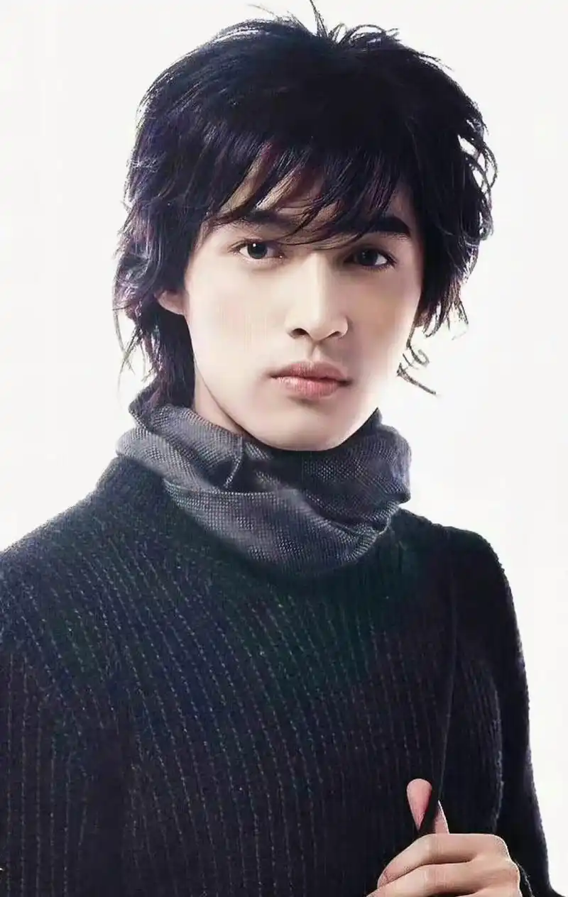 年轻时候的胡歌,颜值巅峰时期.