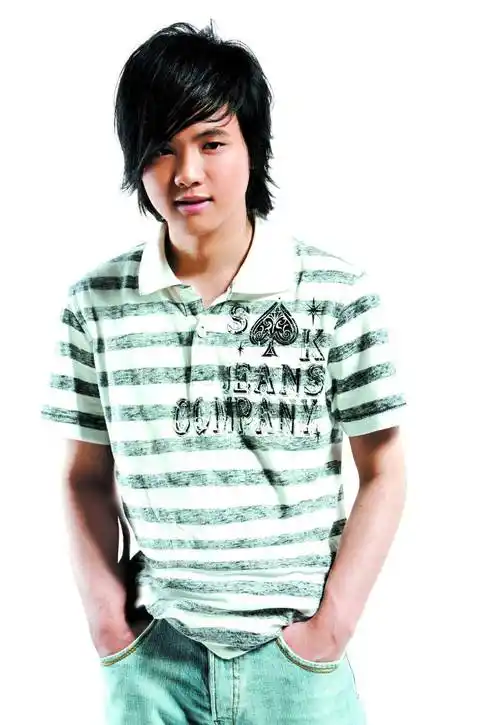 当年的"情歌王子"郑源有多火?