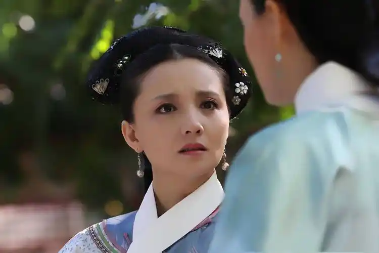 《甄嬛传》里是孙俪姑姑,《芈月传》里又演她亲娘.