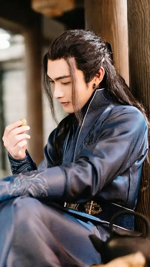 烈火如歌 战枫 张彬彬