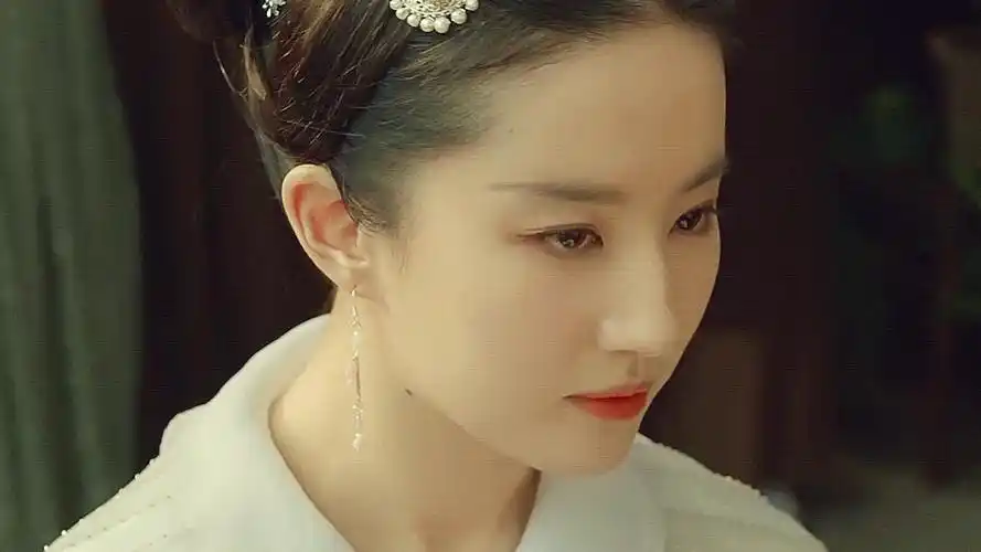 刘亦菲挑战齐刘海公主切 新造型被赞灵动又酷飒-娱乐视频-搜狐视频