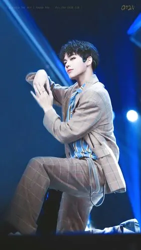 偶像练习生 林彦俊