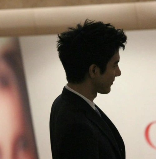 头像王力宏头像成熟