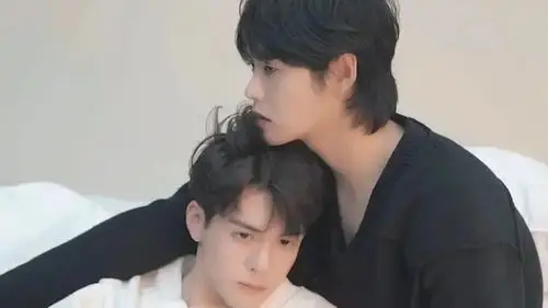 肖宇梁不卖腐,曾舜晞不营业.