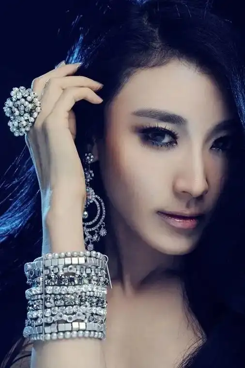 徐千雅  梦回湘西   醉了湘西  一路湘西 - 抖音