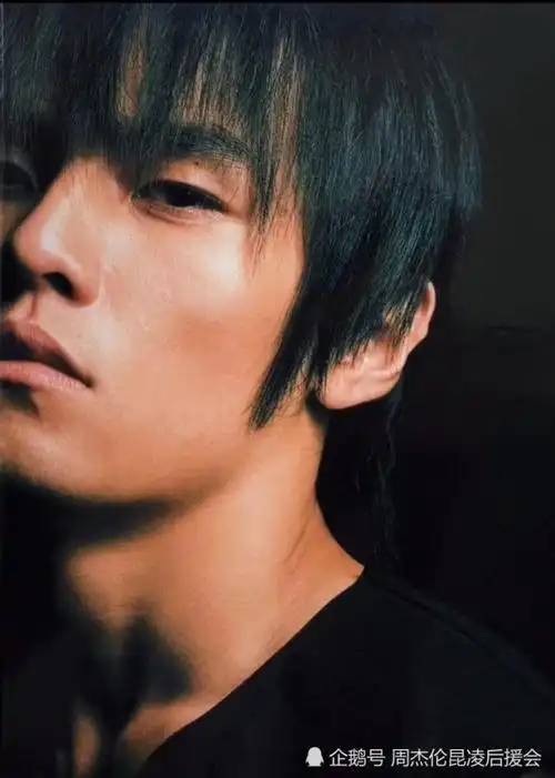 周杰伦发型,周杰伦帅照,本文共(1919字)