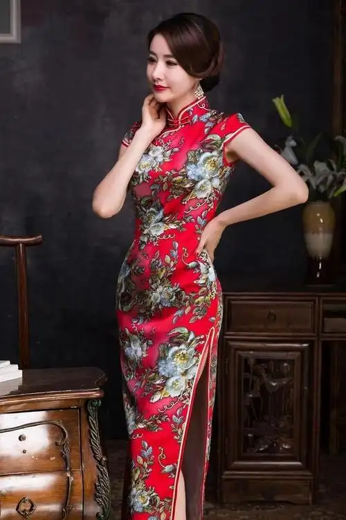一件漂亮真丝旗袍一万种别样美丽