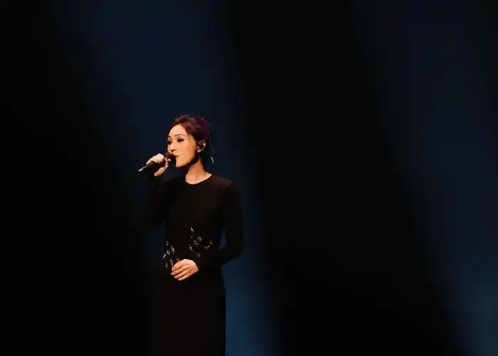 【杨千嬅】20240128抖音新春演唱会《处处吻》《稀客》《可惜我是水瓶