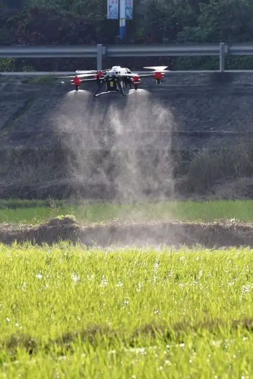 植保无人机打药能对农民伯伯提供的四大好处