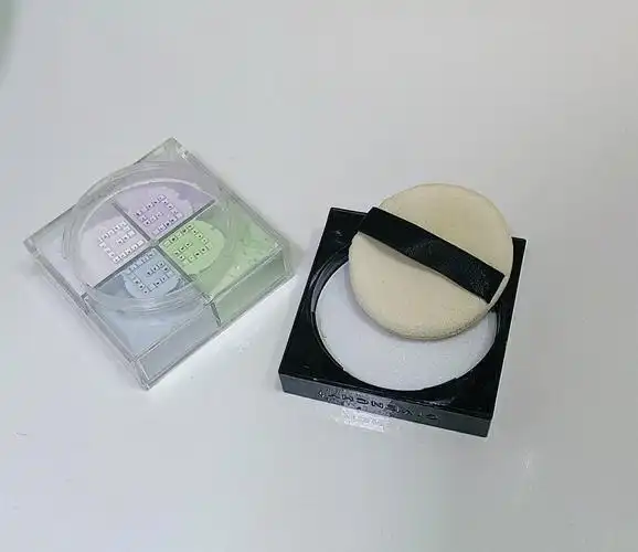 控油界yyds的四色散粉givenchy