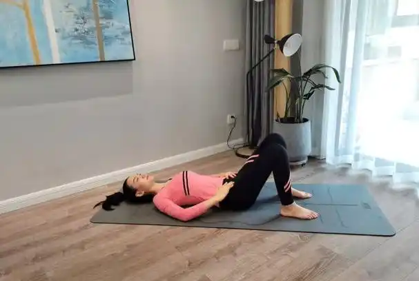 女神高圆圆14年容颜未改,瑜伽是女人最好的冻龄术!