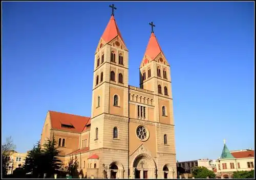 回澜阁,小青岛 中山路,海水浴场 最早的军事专用人工码头建筑 青岛的