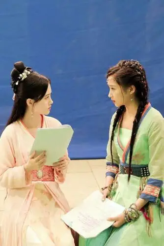 关晓彤鞠婧祎,超仙的宝藏女孩