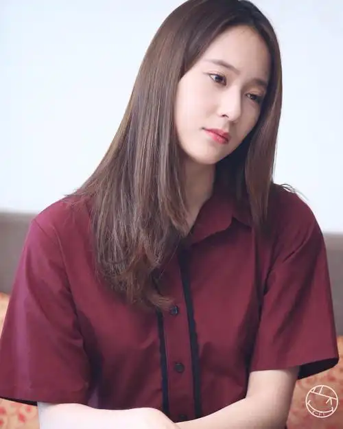 郑秀晶 水晶 soojung vousmevoyez krystal 来源:ins 出处看logo