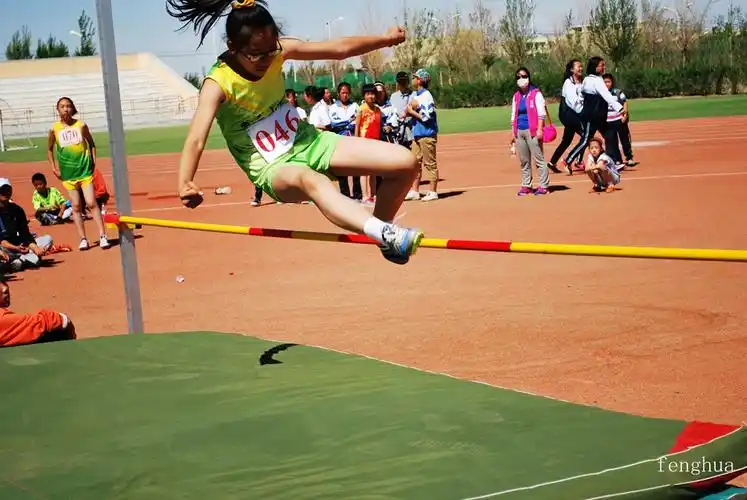 中小学生运动会跳高