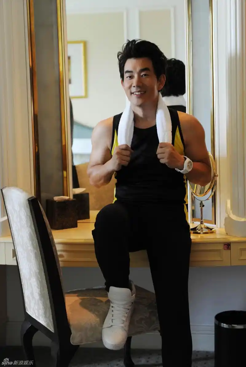 任贤齐北京个唱在即 苦练拳击塑身备战