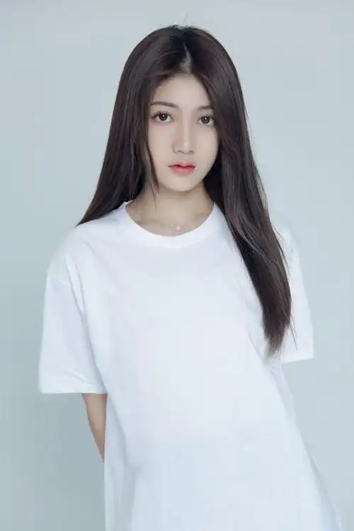 女生8个室内拍照姿势简单自然上镜拍出清纯美美的照片