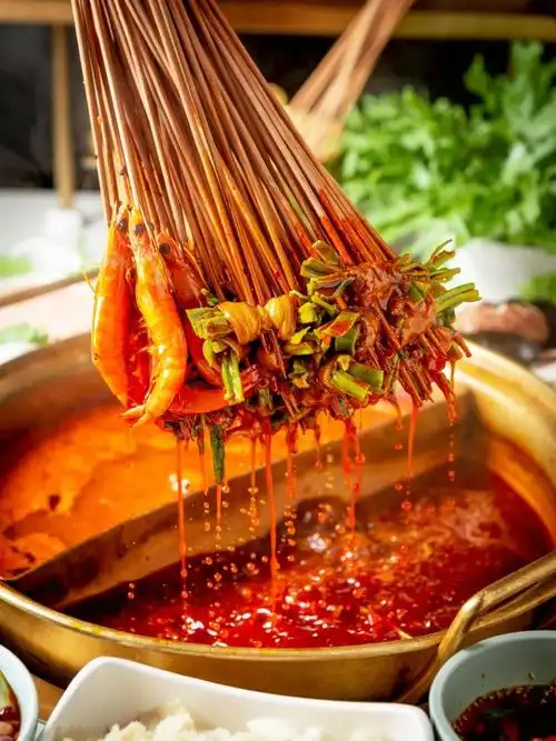 熊成猫串串锅藏在京城里的热辣风味让你一串到成都