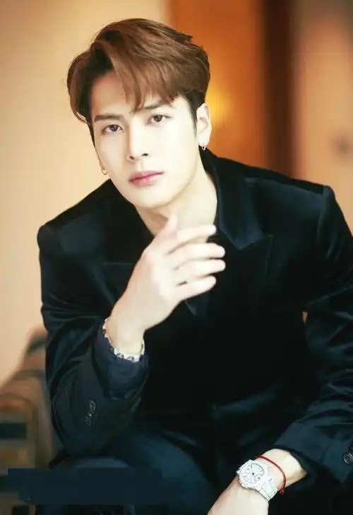 高个脸的男明星我只服这3位身高175cm却有一张180cm的脸