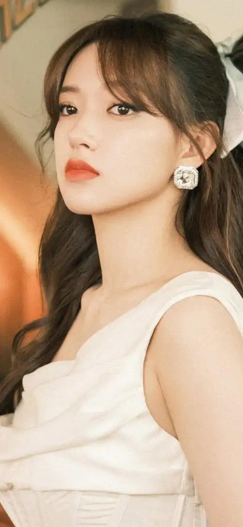 建模脸程潇锁屏壁纸