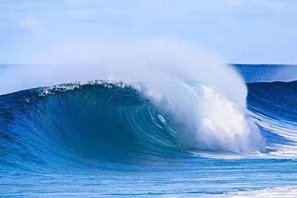 原创海和浪花一朵