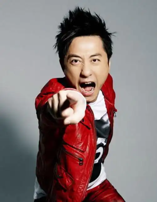 在创作过程中,庾澄庆加入了许多西洋音乐元素,抒情风格的歌曲在当时