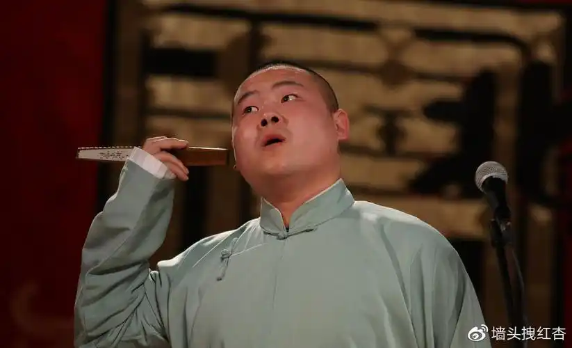 岳云鹏被职场霸凌的那些年曹云金在台上揍他同门不把他当人看