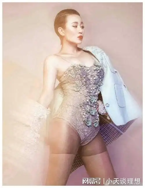 马丽男人装封面大片