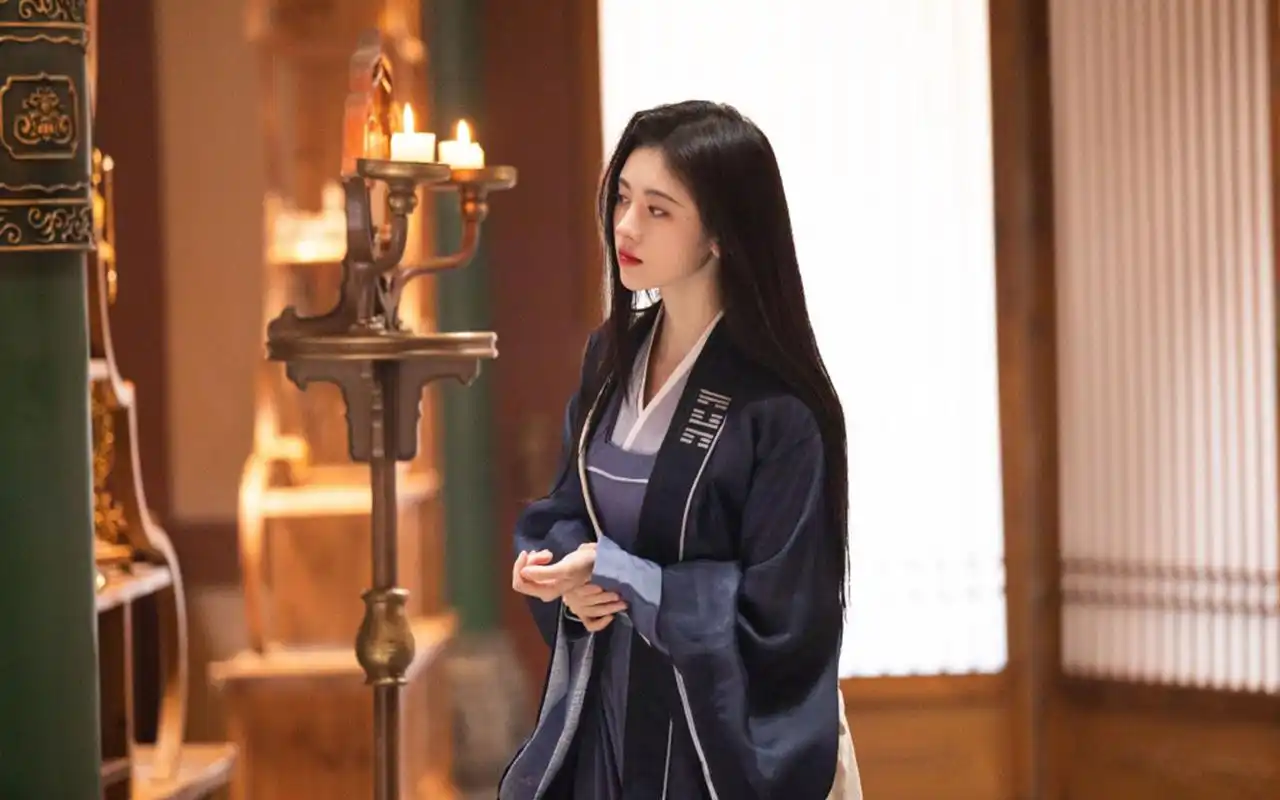 鞠婧祎《如意芳霏》剧照图片壁纸