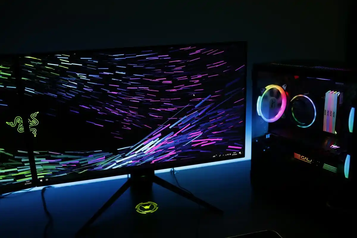 ips双屏打造炫酷氛围桌面_电竞