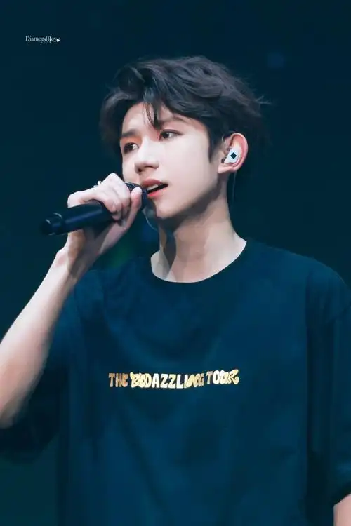 拥有一颗透明的心灵  和会流泪的眼睛91  @tfboys-王源