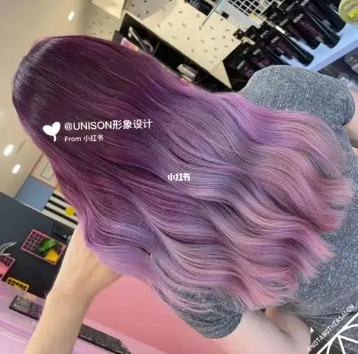 73夏天你还在染单一发色吗,那你就out了  第一