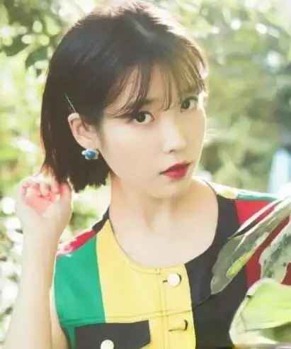 iu李智恩短发发型清纯甜美显少女感