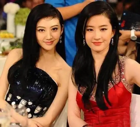 她艳压张柏芝杨幂等人却不火因表演缺少什么照片有答案