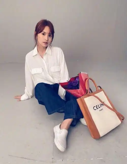 杨丞琳私服大赏基础款穿出时尚范来自熟女的魅力暴击